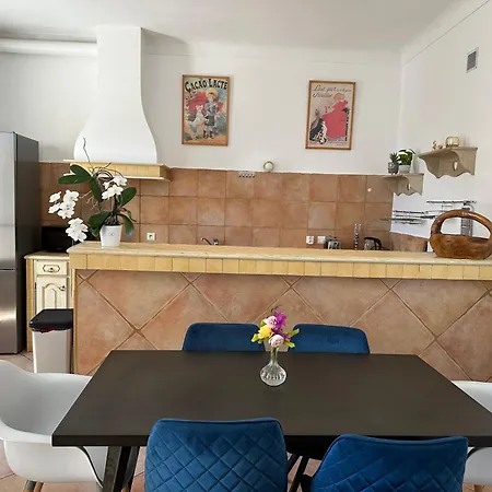 Maison De A Ouest Dans Propriete Arboree *